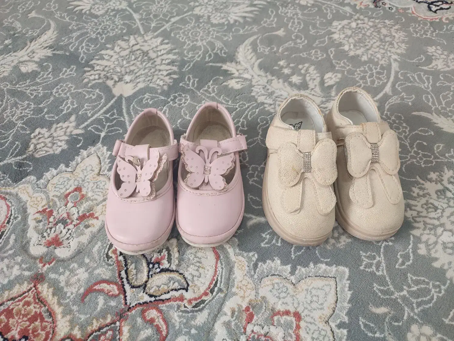 کفش|کفش و لباس بچه|رشت, خرسندی|دیوار