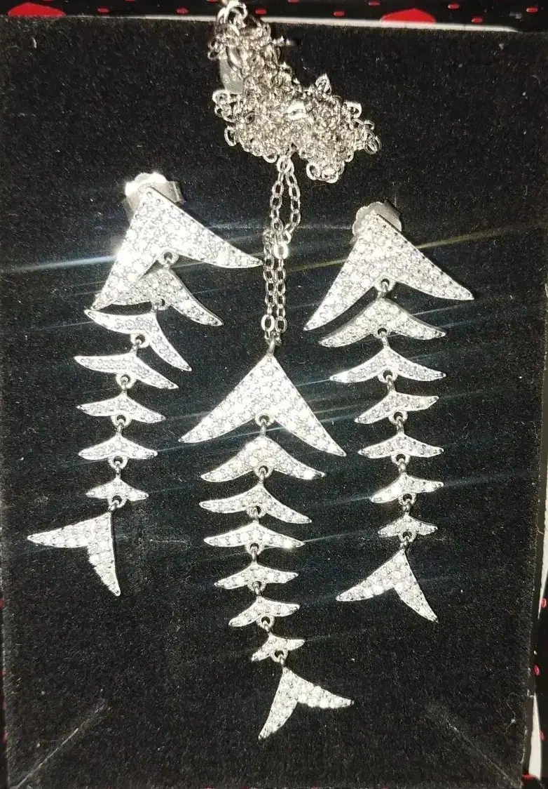 گردنبند نقره/گوشواره نقره/نقره/گردنبند/گوشوار|بدلیجات|شیراز, شهرک ویلایی بهاران|دیوار