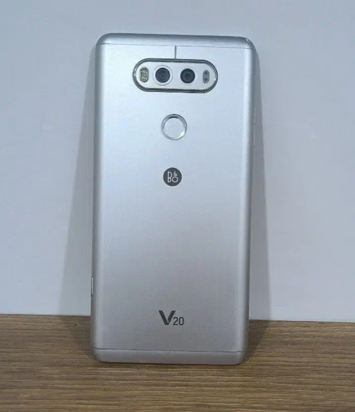 گوشی LG V20|موبایل|کازرون, |دیوار