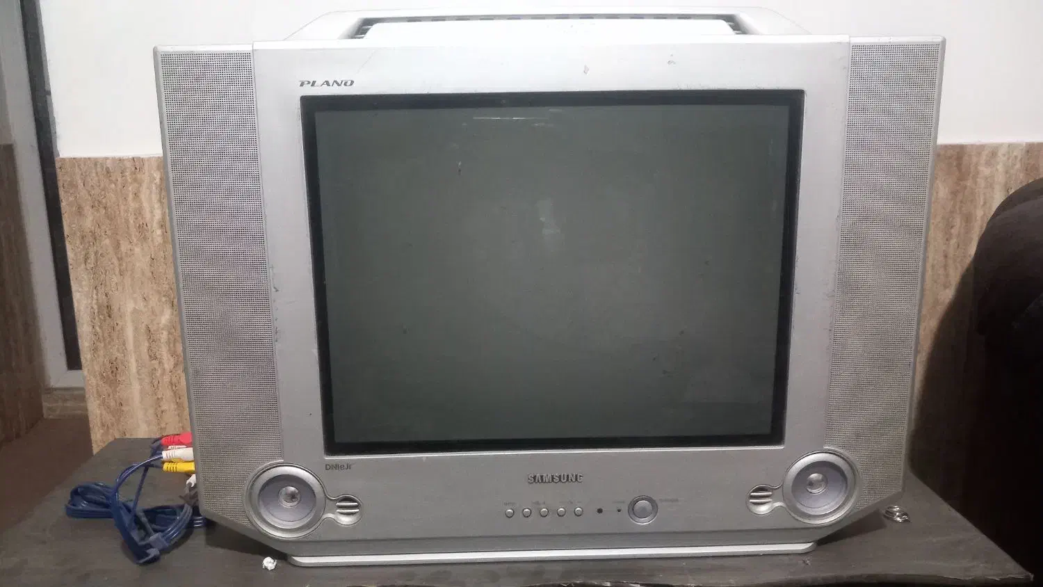 تلویزیون سالم|تلویزیون و پروژکتور|علی‌آباد کتول, |دیوار