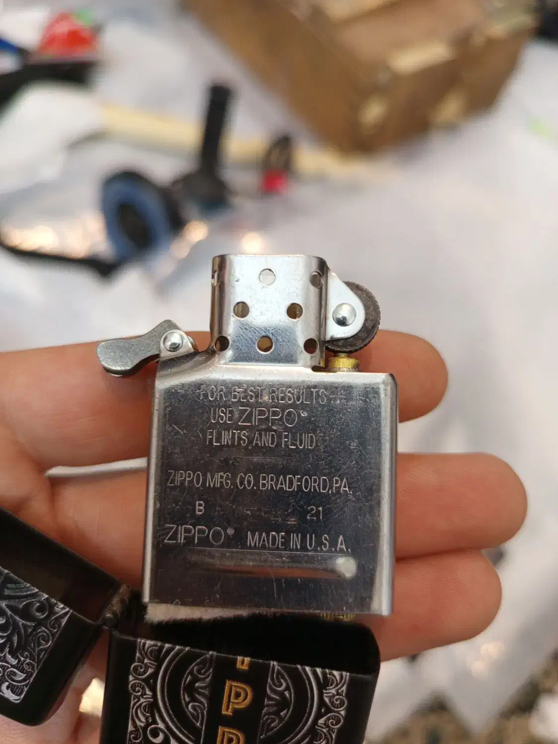 زیپو کلاسیک اورجینال|کلکسیون اشیاء عتیقه|رشت, بوسار|دیوار