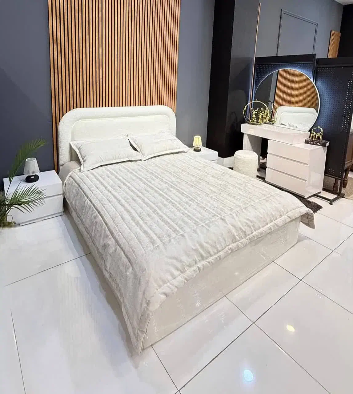 دلاوران تولید کننده انواع مبلمان راحتی در شهر یزد|مبلمان خانگی و میز عسلی|زارچ, |دیوار