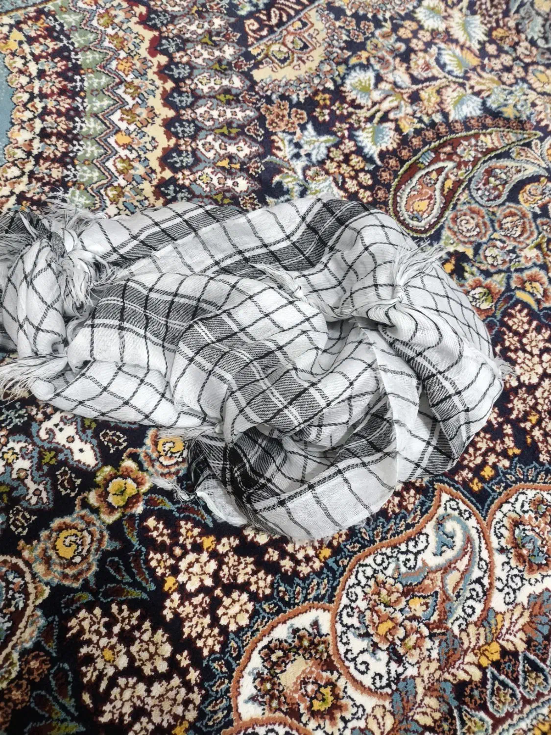 چفی|لباس|آباده, |دیوار