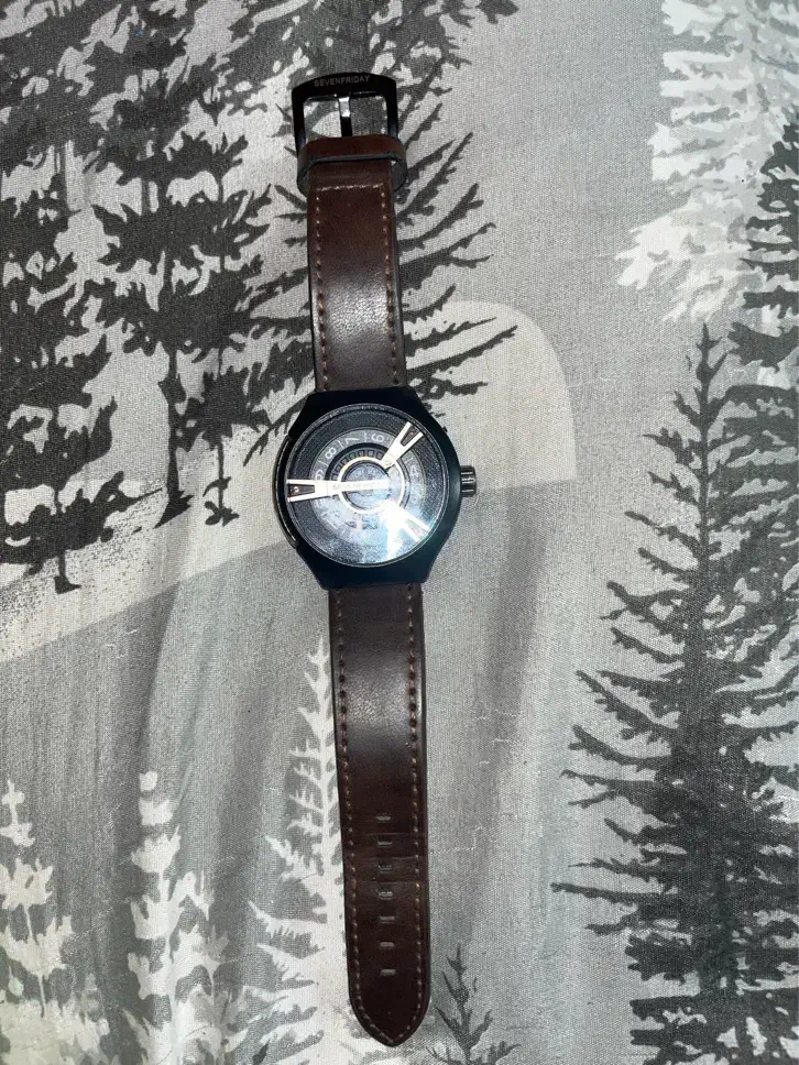 ساعت مچی مدل چرخشی|ساعت|شاهرود, |دیوار