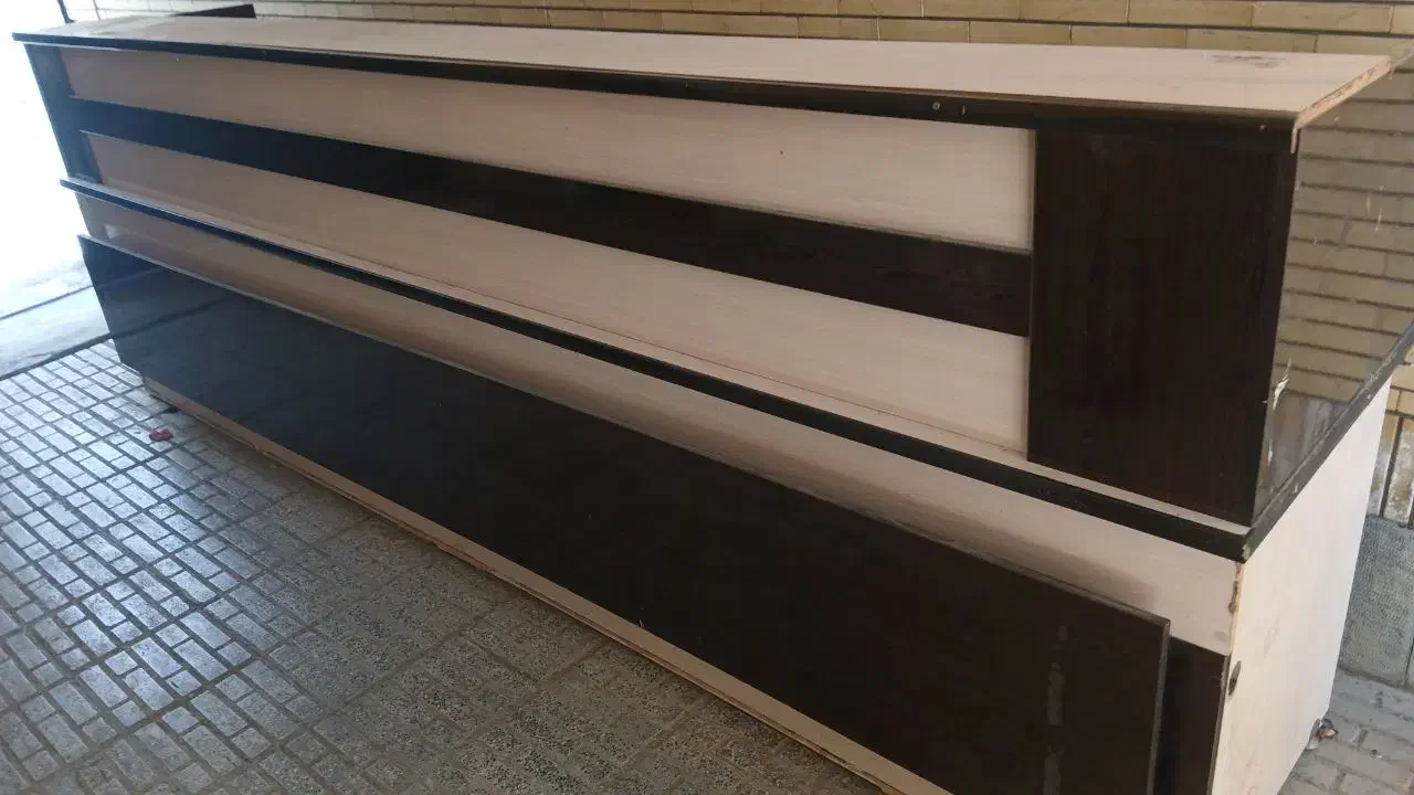 میز پیشخوان|مبلمان اداری|نجف‌آباد, باغ ملی|دیوار