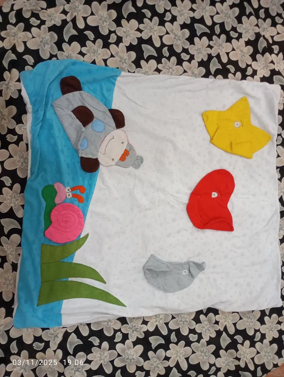 پتو و قنداق تشک و پتوی دو رو ضخیم نوزاد|رختخواب، بالش، پتو|گلبهار, شهر جدید گلبهار|دیوار