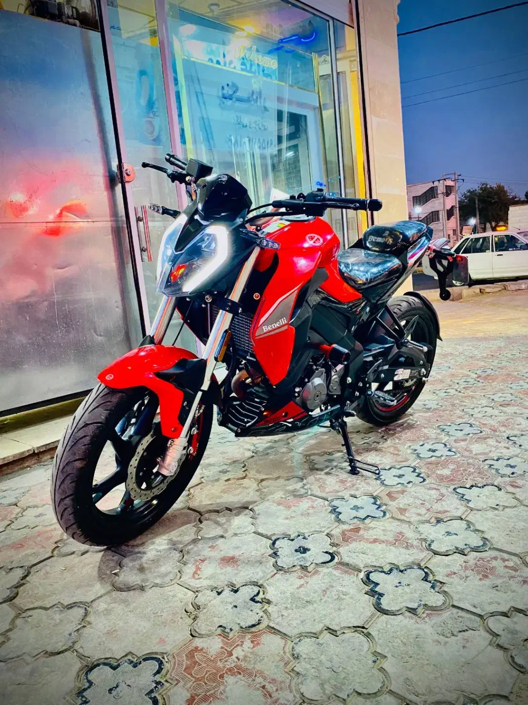 بنلی 180 s|موتورسیکلت|تربت جام, پاسداران|دیوار