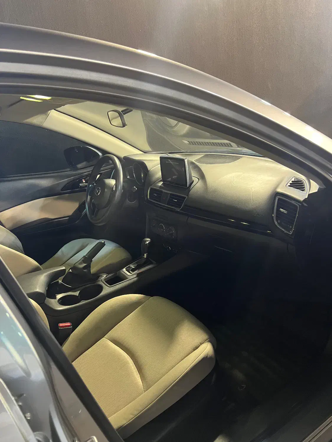 مزدا ۳نیو منطقه ۲۰۱۵|خودرو سواری و وانت|رشت, کوی امام رضا|دیوار