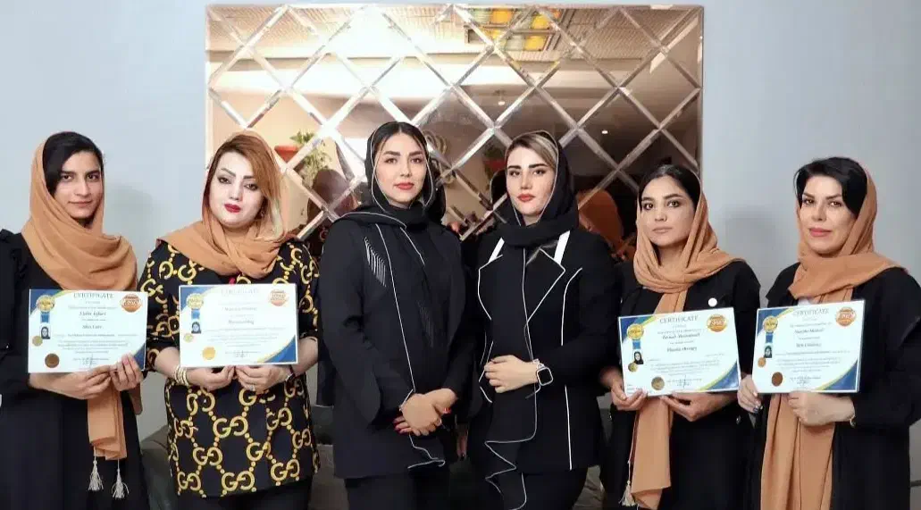 آموزش تخصصی فیشال و‌پوست و مو|خدمات آموزشی|اراک, |دیوار