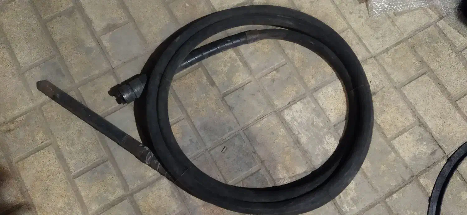 فروش کانکس و ویبره برقی و مقداری ضایعات میلگرد|مصالح و تجهیزات ساختمان|پرند, فاز ۴|دیوار