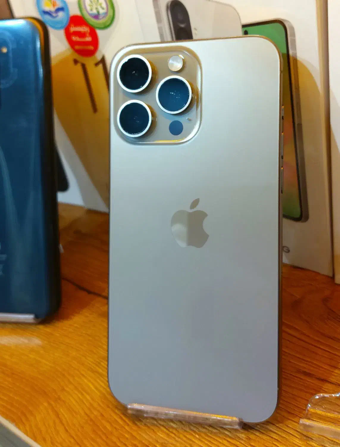 15promax ZAA|موبایل|قم, عربستان|دیوار