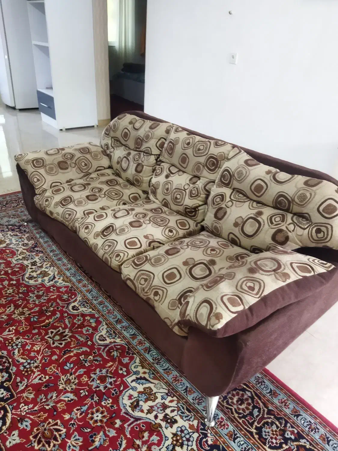 فروش مبل ۱۰ نفره ۳۵۰۰|مبلمان خانگی و میز عسلی|فرح آباد, |دیوار