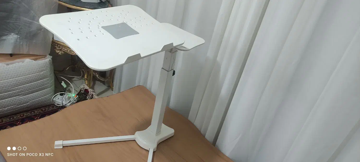 میز پرتابل لپتاب میز لپتاب جلو مبلی میز لپتاب|میز تحریر و کامپیوتر|تبریز, |دیوار