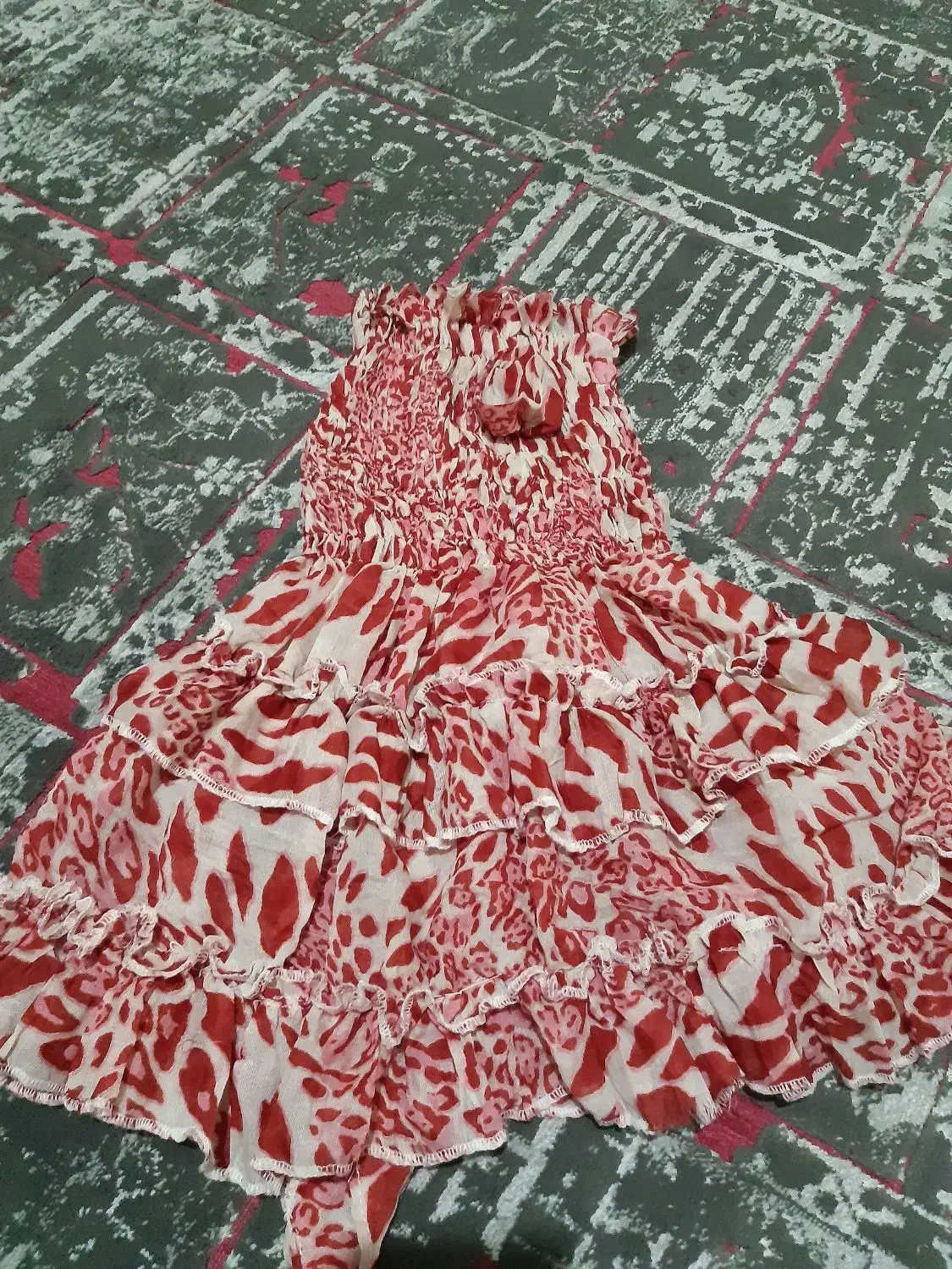 لباس بچگانه|کفش و لباس بچه|لاهیجان, خمیر کلایه|دیوار