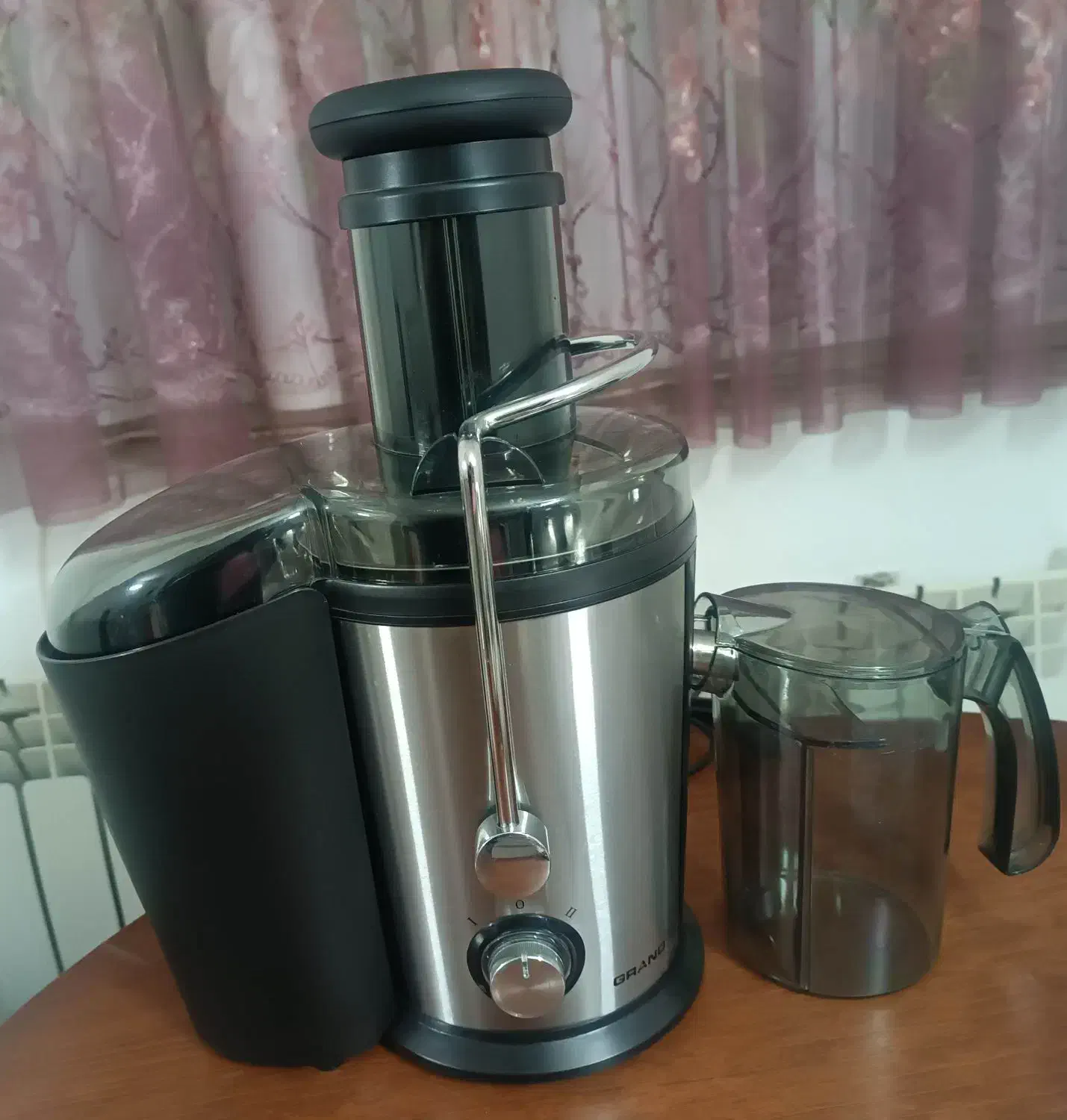 آبمیوه گیری تک کاره گرند|آبمیوهگیر و آبمرکباتگیر|گنبد کاووس, |دیوار