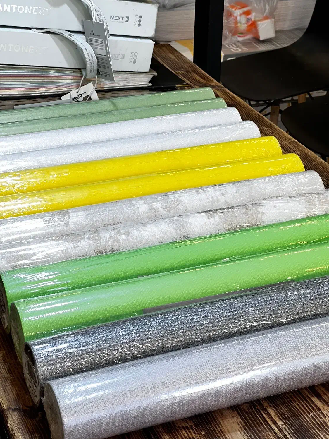 کاغذ دیواری فروش ویژه با قیمت متری ۴۴ هزار تومان|مصالح و تجهیزات ساختمان|لاهیجان, قیام|دیوار