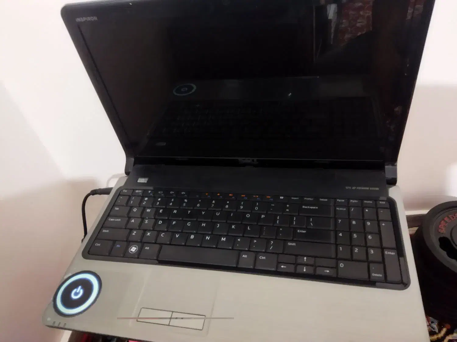 لپ تاپ دل|رایانه همراه|ری, شهادت|دیوار