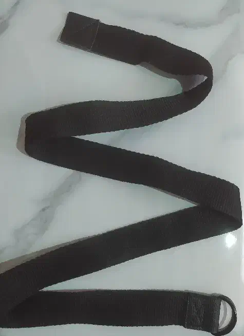 کمربند بگ|کیف، کفش، کمربند|صحنه, |دیوار