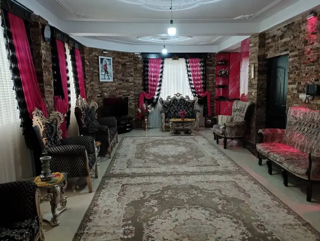 103 متر / طبقه دوم / راه جدا / بر اصلی خ صدر|فروش آپارتمان|لنگرود, |دیوار