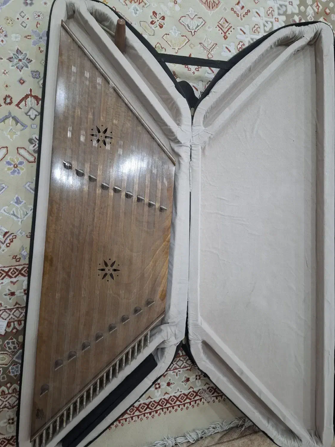 سنتور|سازهای سنتی|دورود, |دیوار