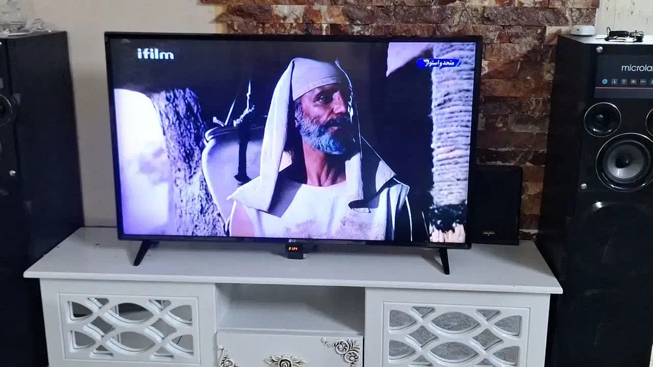 تلویزیون ال ای دی ۴۲ اینچ ال جی|تلویزیون و پروژکتور|تهران, یاخجی آباد|دیوار