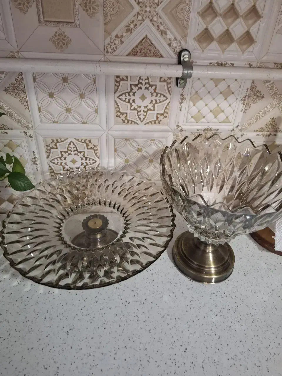 سرویس پذیرایی۱۲نفره|ظروف سرو و پذیرایی|شوشتر, |دیوار