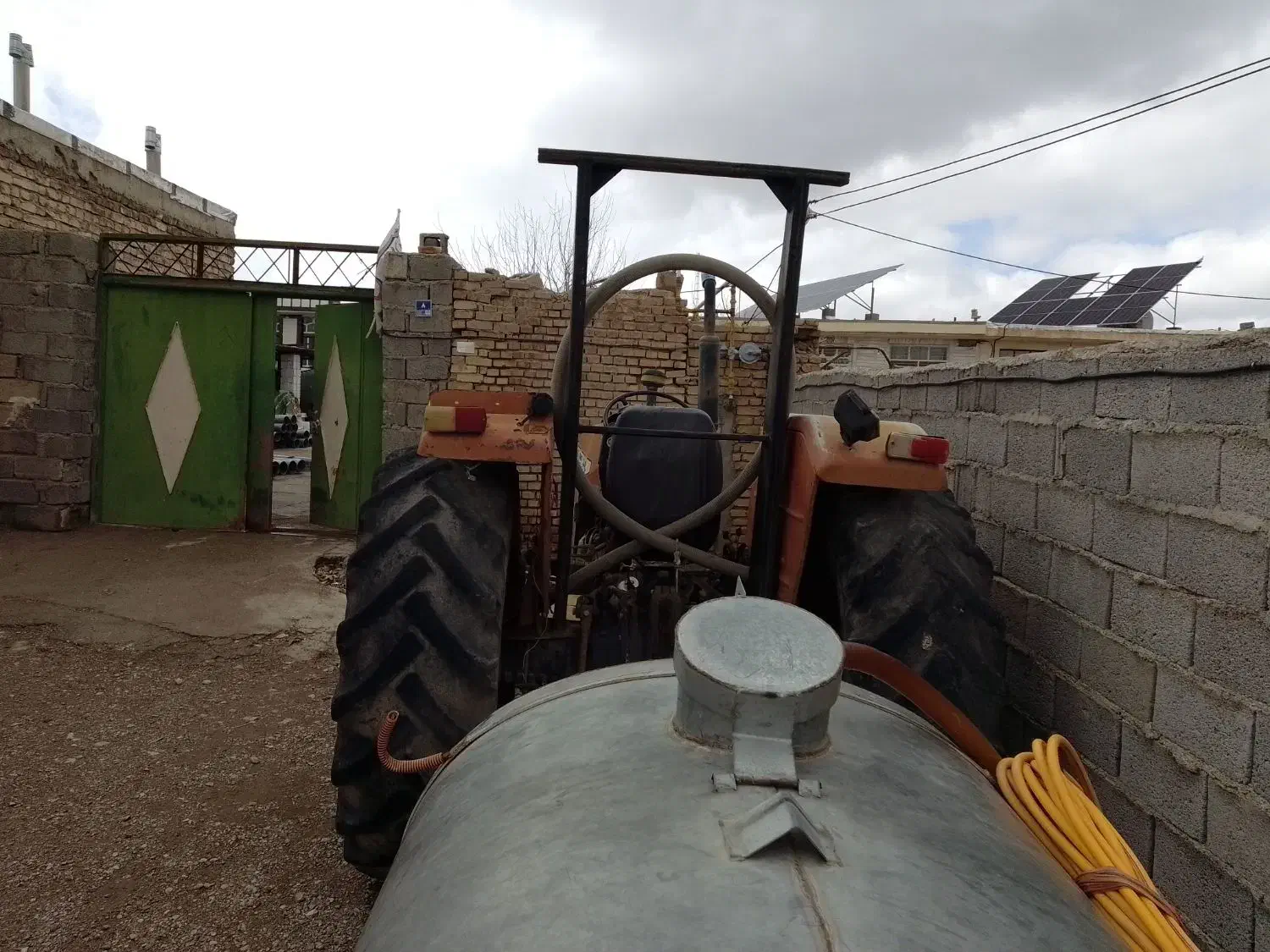 فرگوسن ۲۸۵ مدل ۸۴|خودرو سنگین|یزد, |دیوار