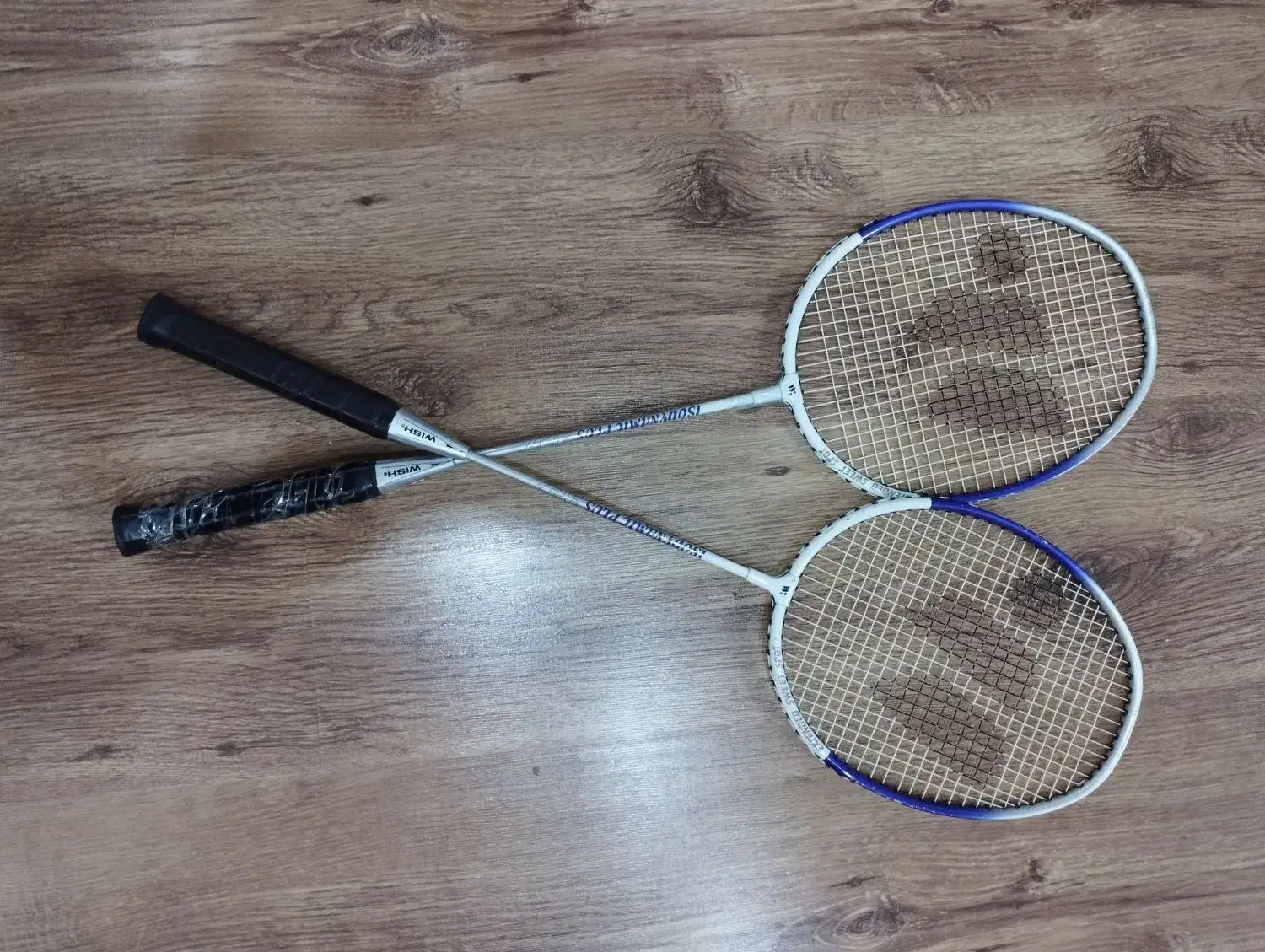 راکت تنیس برند ویش|ورزشهای توپی|مشهد, هفت تیر (آب و برق)|دیوار