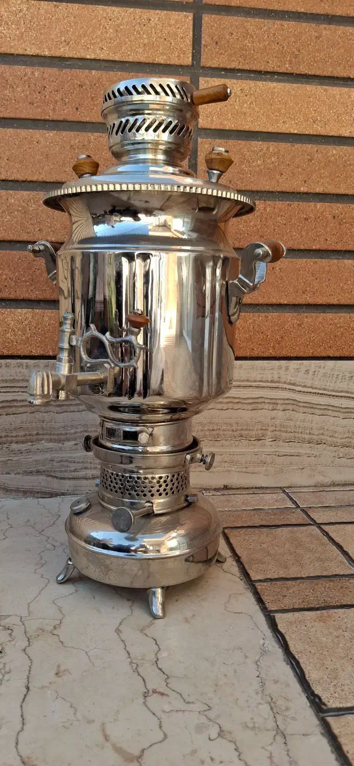 سماور نفتی جنس استیل اصل قدیمی|سماور، چای‌ساز، قهوه‌ساز|مبارکه, |دیوار