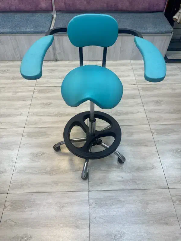 صندلی ارایشگاهی|آرایشگاه و سالنهای زیبایی|تهران, شهرک محلاتی|دیوار