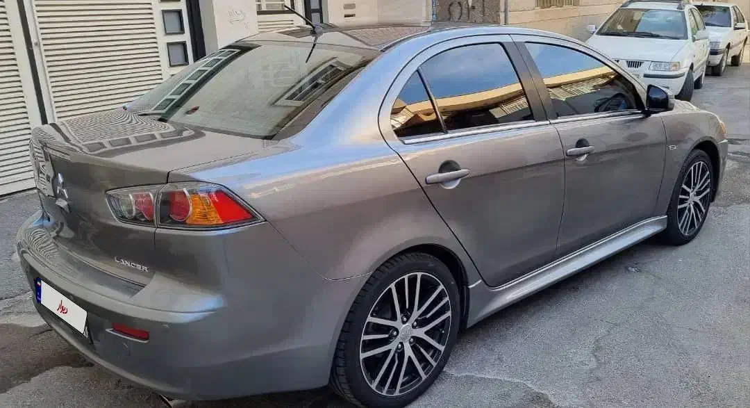 میتسوبیشی لنسر ۲۰۱۷|خودرو سواری و وانت|شیراز, خلدبرین|دیوار