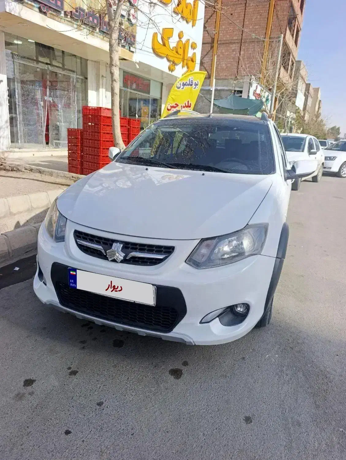 کوییک آر 1401 درحد|خودرو سواری و وانت|کرمان, |دیوار