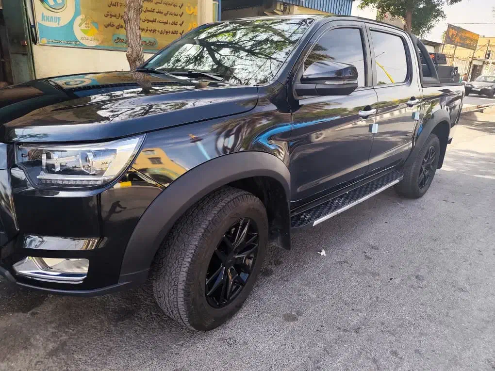 کی ام سی T8 مدل 1403|خودرو سواری و وانت|شیراز, شهرک بزین|دیوار