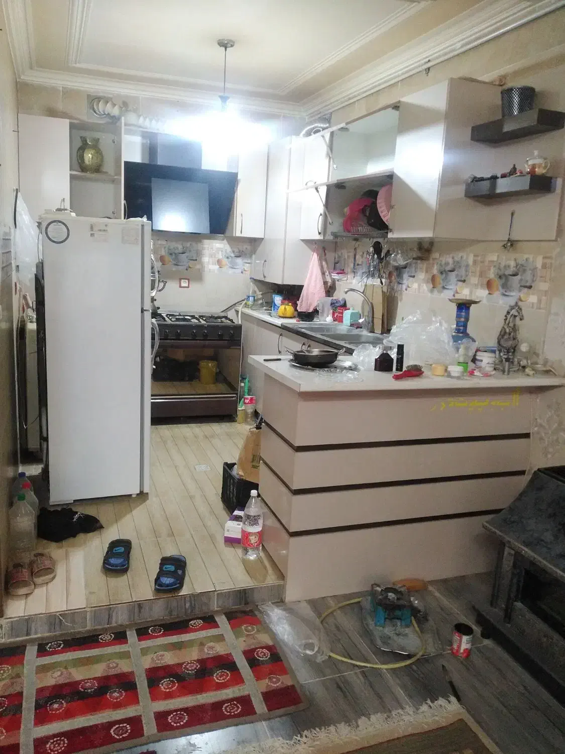 منل دربست تک خواب درب حیاط قصر قمشه|اجارهٔ خانه و ویلا|شیراز, شهرک قمشه|دیوار