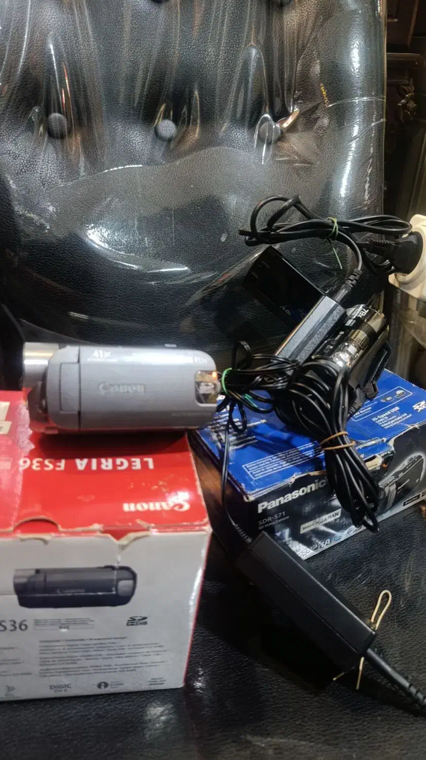 ۲ عدد دوربین canon و Panasonic رم خور در حد نو|دوربین عکاسی و فیلم‌برداری|کرج, برغان|دیوار