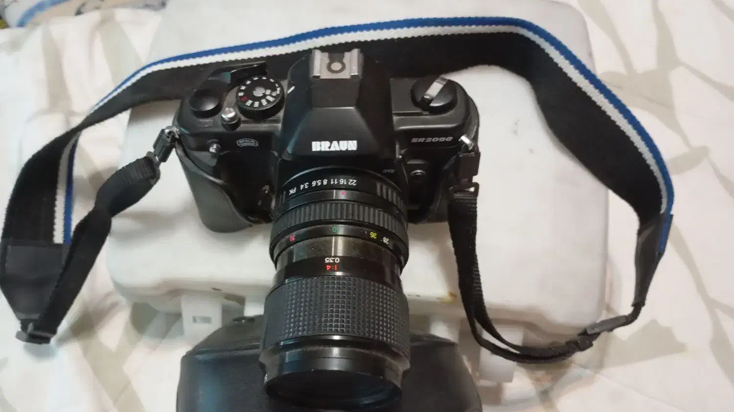 دوربین براون آنالوگ  اورجینال|دوربین عکاسی و فیلم‌برداری|فشم, |دیوار