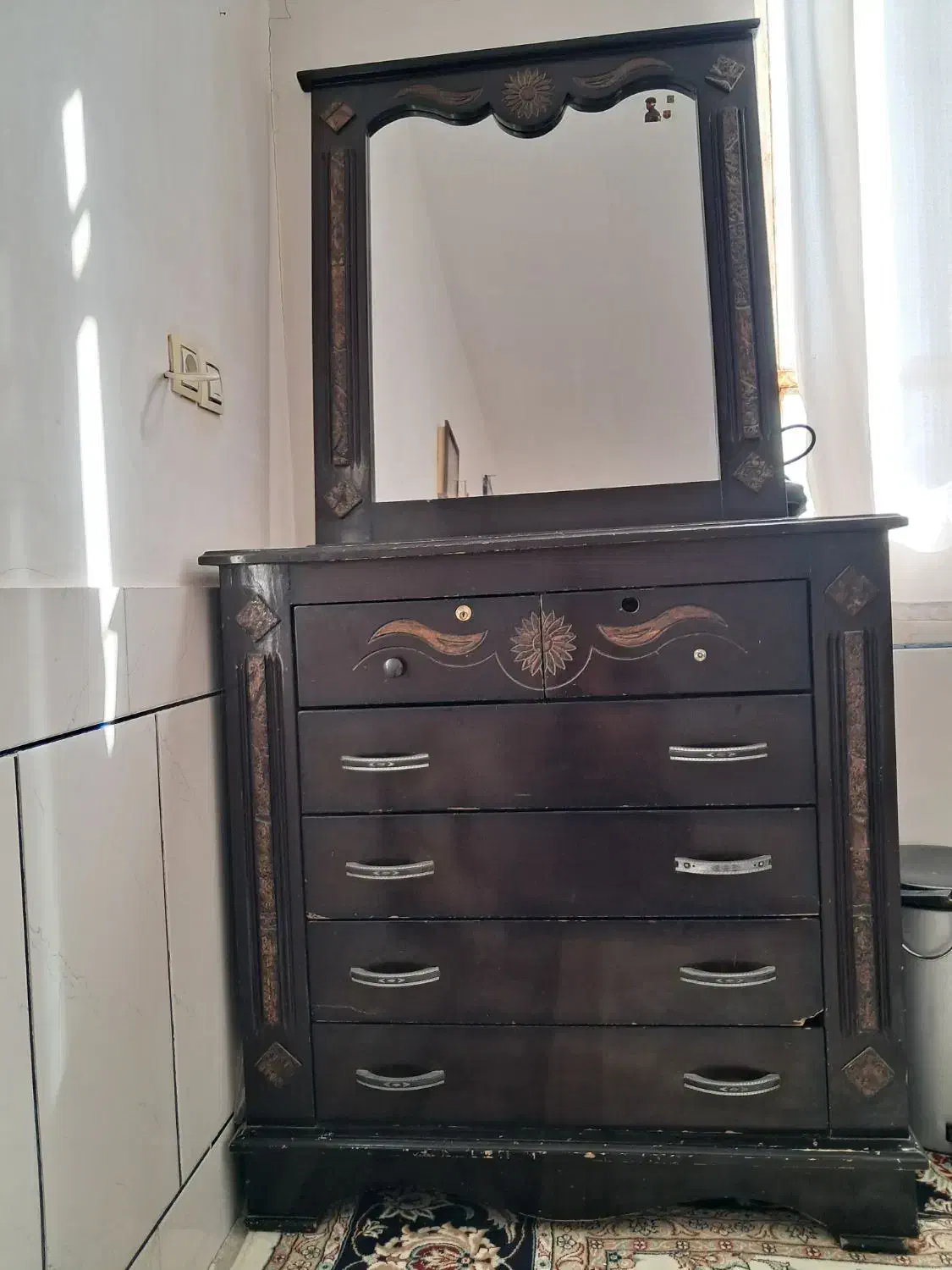 آینه دراور سالم ۳۰۰۰۰۰۰|جاکفشی، کمد، دراور|فردوس (خراسان), |دیوار