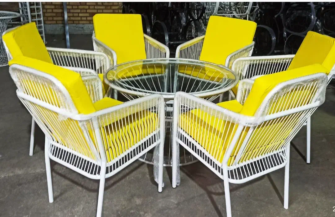 میز صندلی اماتیس مربع نیم تنه رستورانی /ویلایی|کافی‌شاپ و رستوران|تهران, تهرانسر غربی|دیوار