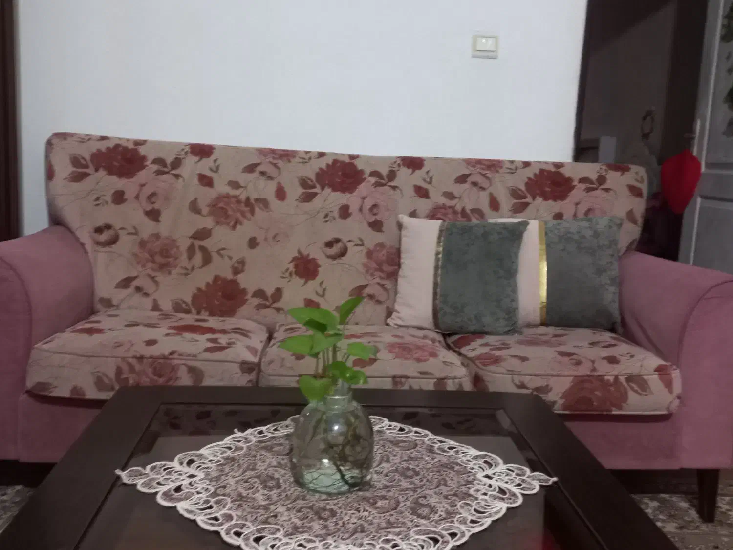 مبل و ناهارخوری. مبل ۴ تومن ناهار خوری ۲|مبلمان خانگی و میز عسلی|نوشهر, |دیوار