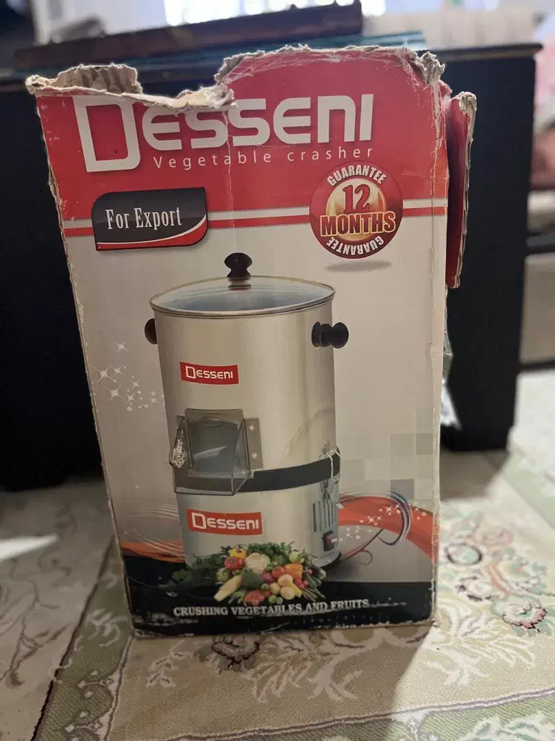 سبزی خرد کن کاملا نو تمیز دسینی|خردکن، آسیاب، غذاساز|یاسوج, |دیوار