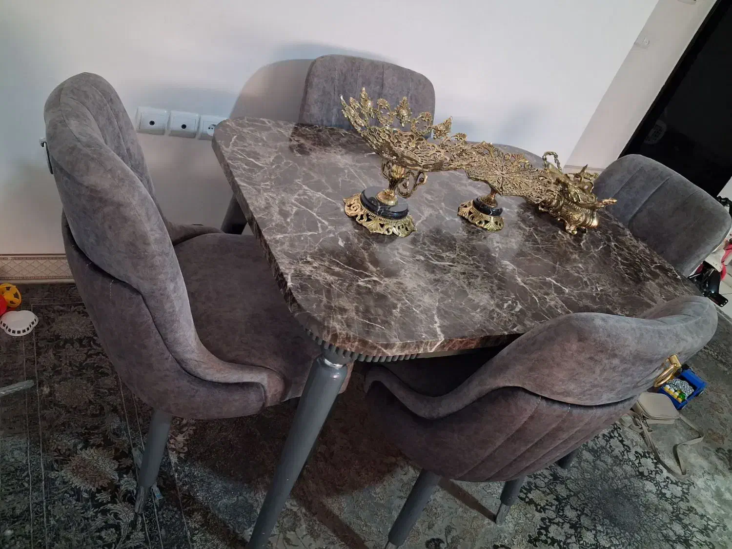 سرویس ناهار خوری|میز و صندلی غذاخوری|مشکین‌دشت, |دیوار