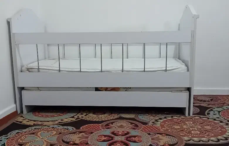 تخت نوجوان|تخت و صندلی بچه|قم, پردیسان|دیوار