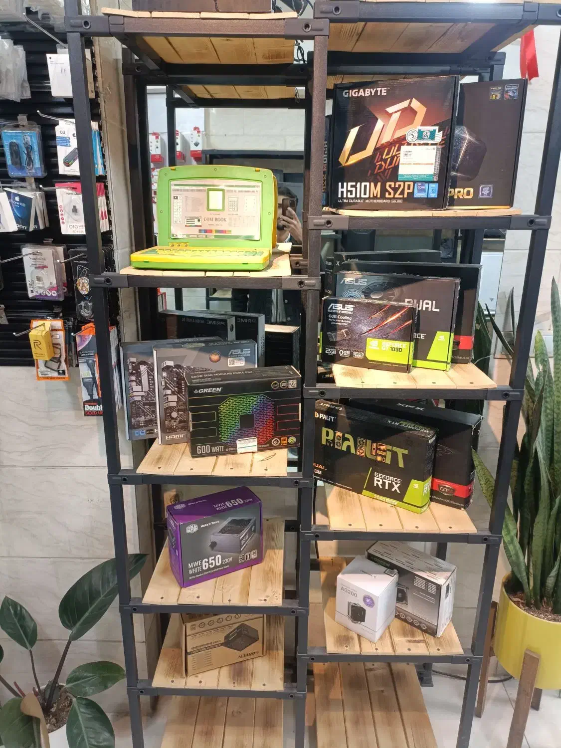 خرید قطعات کامپیوتر و لپتاپ/مانیتور به قیمت|قطعات و لوازم جانبی رایانه|فلاورجان, |دیوار