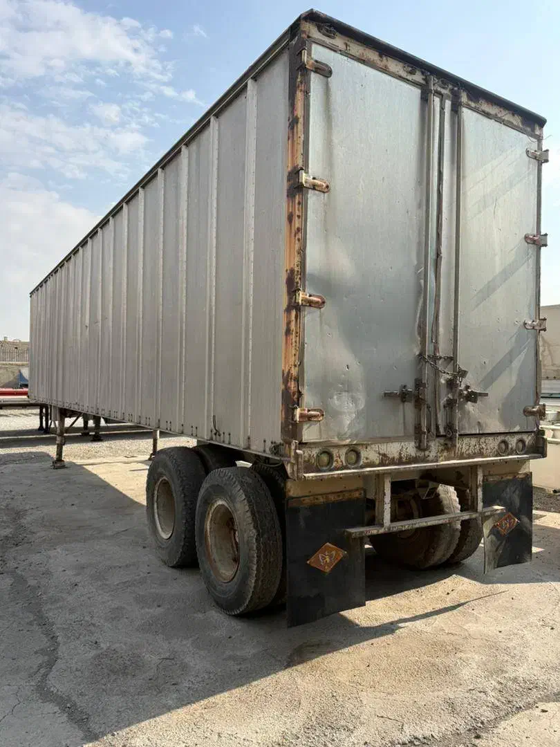 کانکس دو‌محور استریک|ماشین‌آلات صنعتی|رباط‌کریم, رباط‌کریم|دیوار