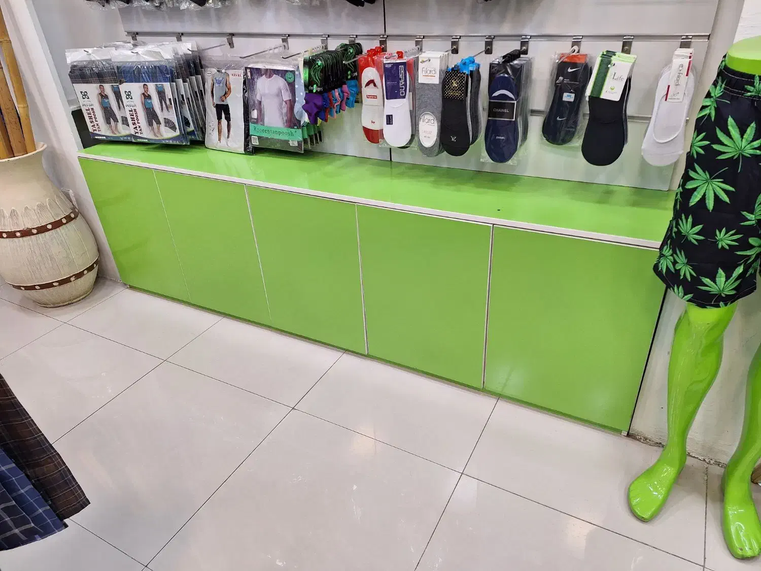 ویترین فروشگاهی ام دی اف mdf|فروشگاه و مغازه|تهران, جیحون|دیوار