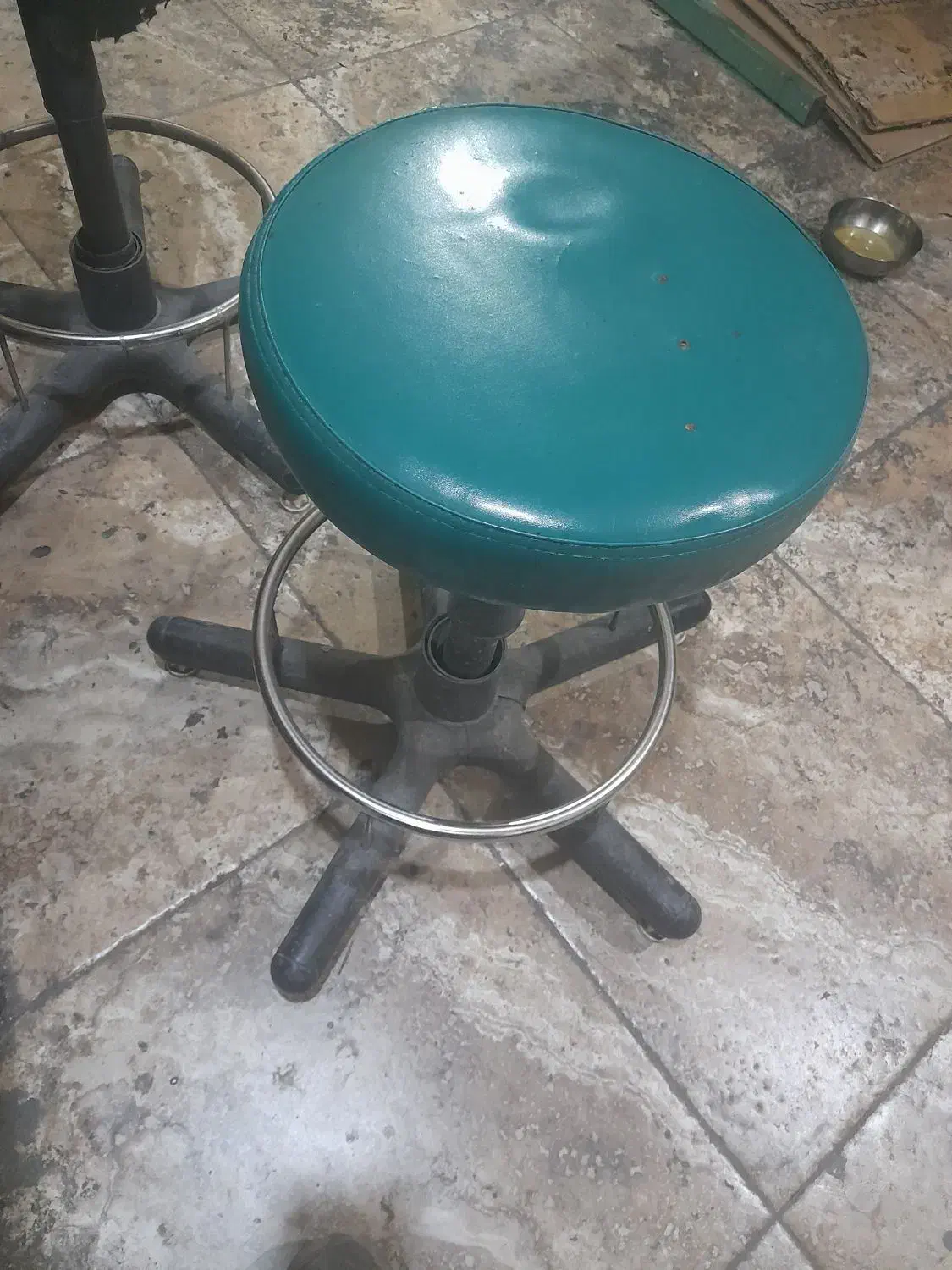 صندلی گرد|صندلی و نیمکت|قزوین, |دیوار