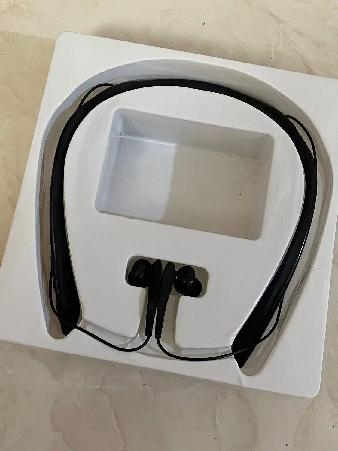 هندزفری بلوتوث گردنی سامسونگ مدل Level U Pro|لوازم جانبی موبایل و تبلت|تهران, آذری|دیوار