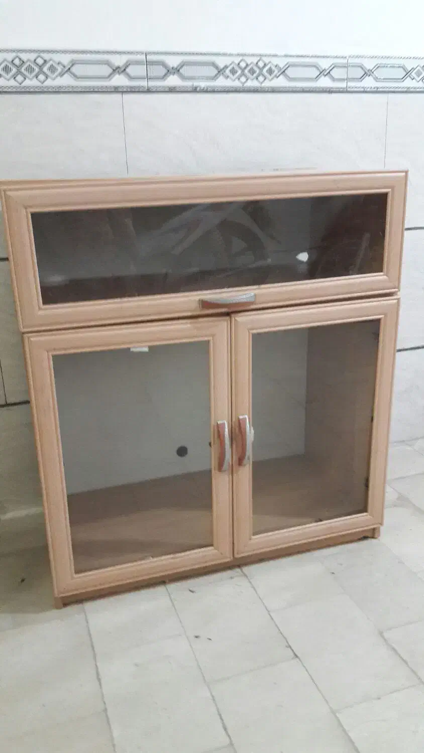 میز دوتیکه جدا میشه|بوفه، ویترین، کنسول|بروجرد, |دیوار