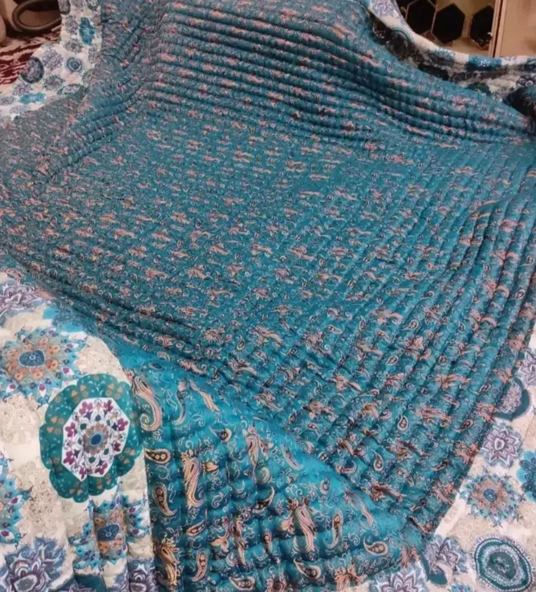 لحاف کرسی 4در 4 قیمت تخفیف ویژه 8500 میلیون رهنان|رختخواب، بالش، پتو|اصفهان, زاجان|دیوار