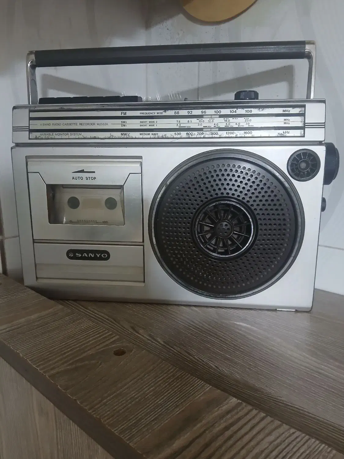 رادیو قدیمی|کلکسیون اشیاء عتیقه|محمدیه-قزوین, |دیوار